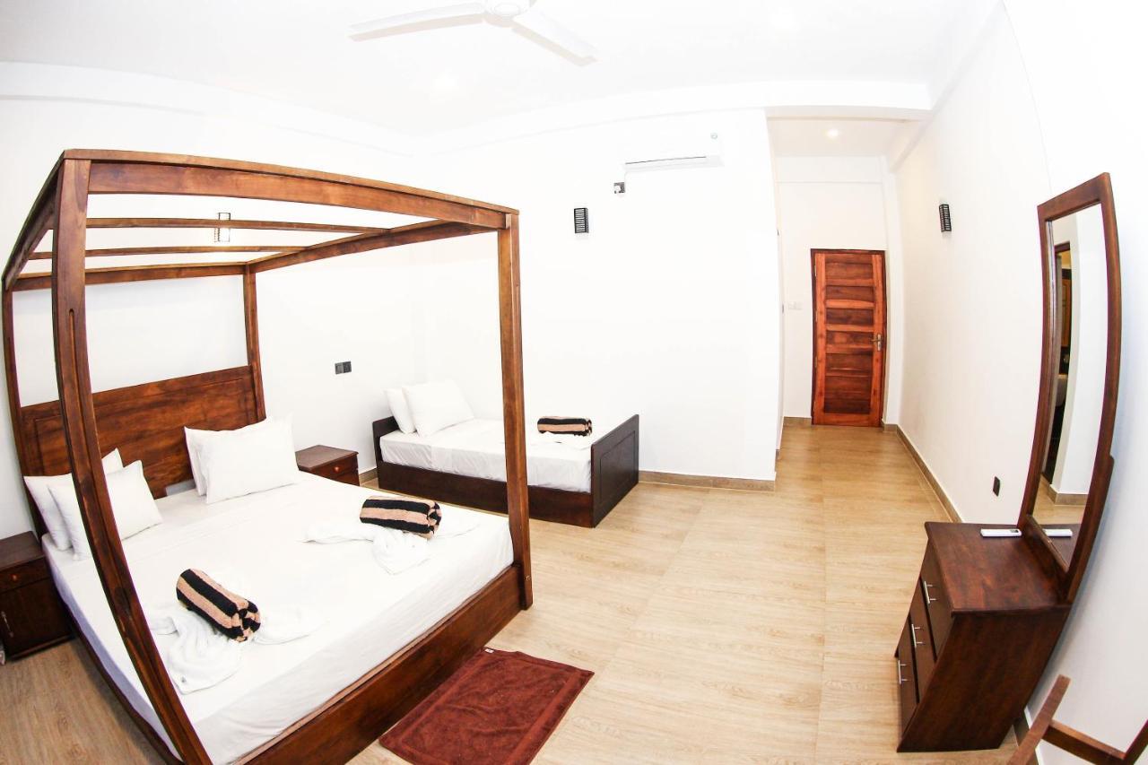 Bay Hiriketiya Hotell Dikwella Exteriör bild